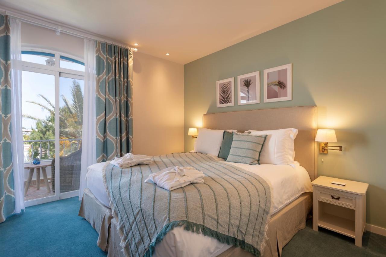 Two-Bedroom Apartment,1516459123:JPEG